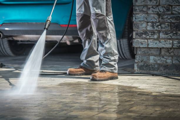 Professional Pressure Washing in Devine, TX